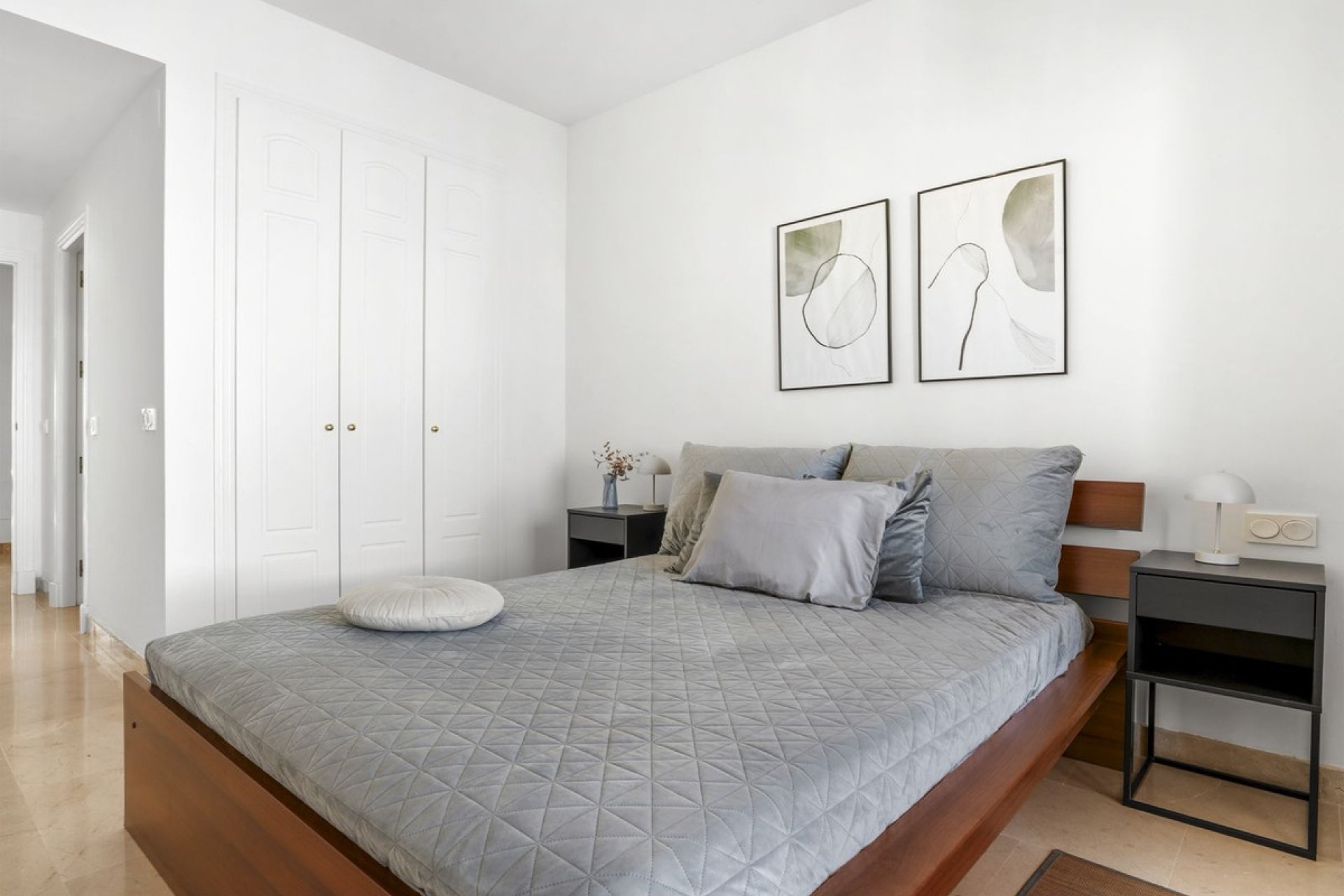 Herverkoop - Apartment -
Manilva - Inland