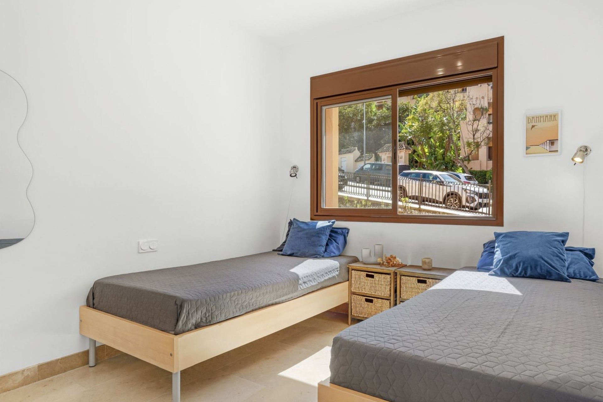 Herverkoop - Apartment -
Manilva - Inland