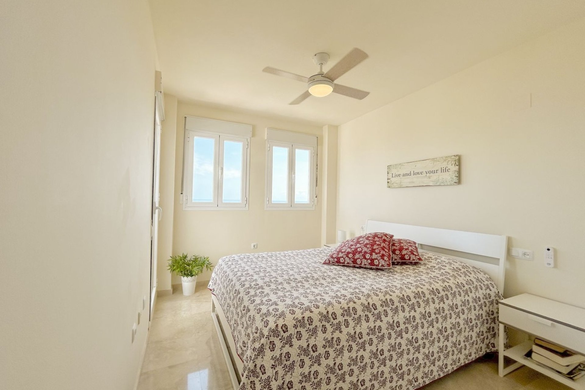 Herverkoop - Apartment -
Manilva - Inland