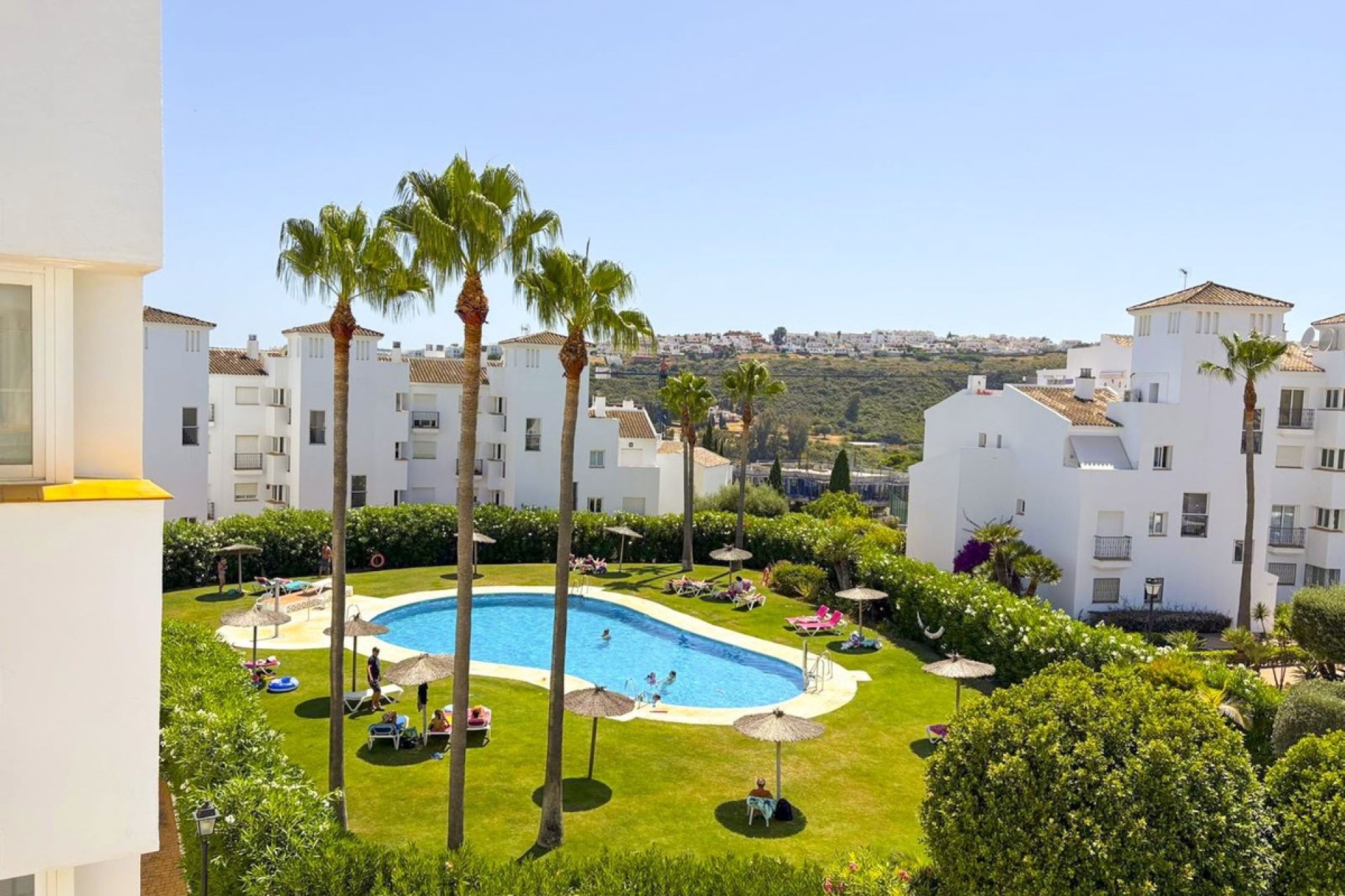 Herverkoop - Apartment -
Manilva - Inland