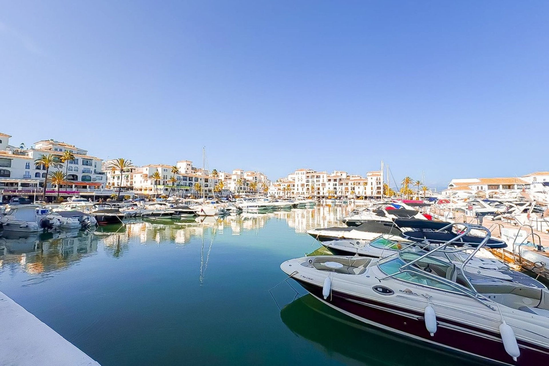 Herverkoop - Apartment -
Manilva - Inland