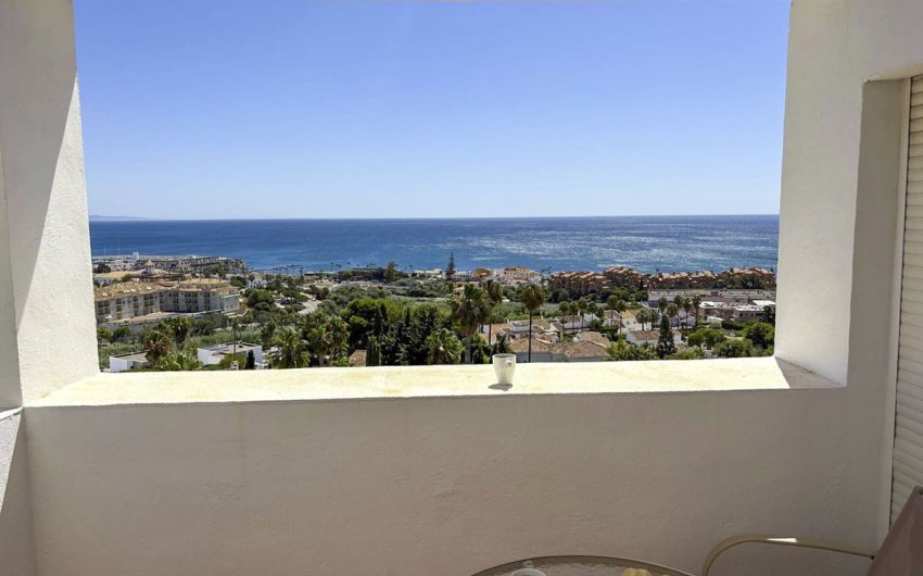 Herverkoop - Apartment -
Manilva - Inland