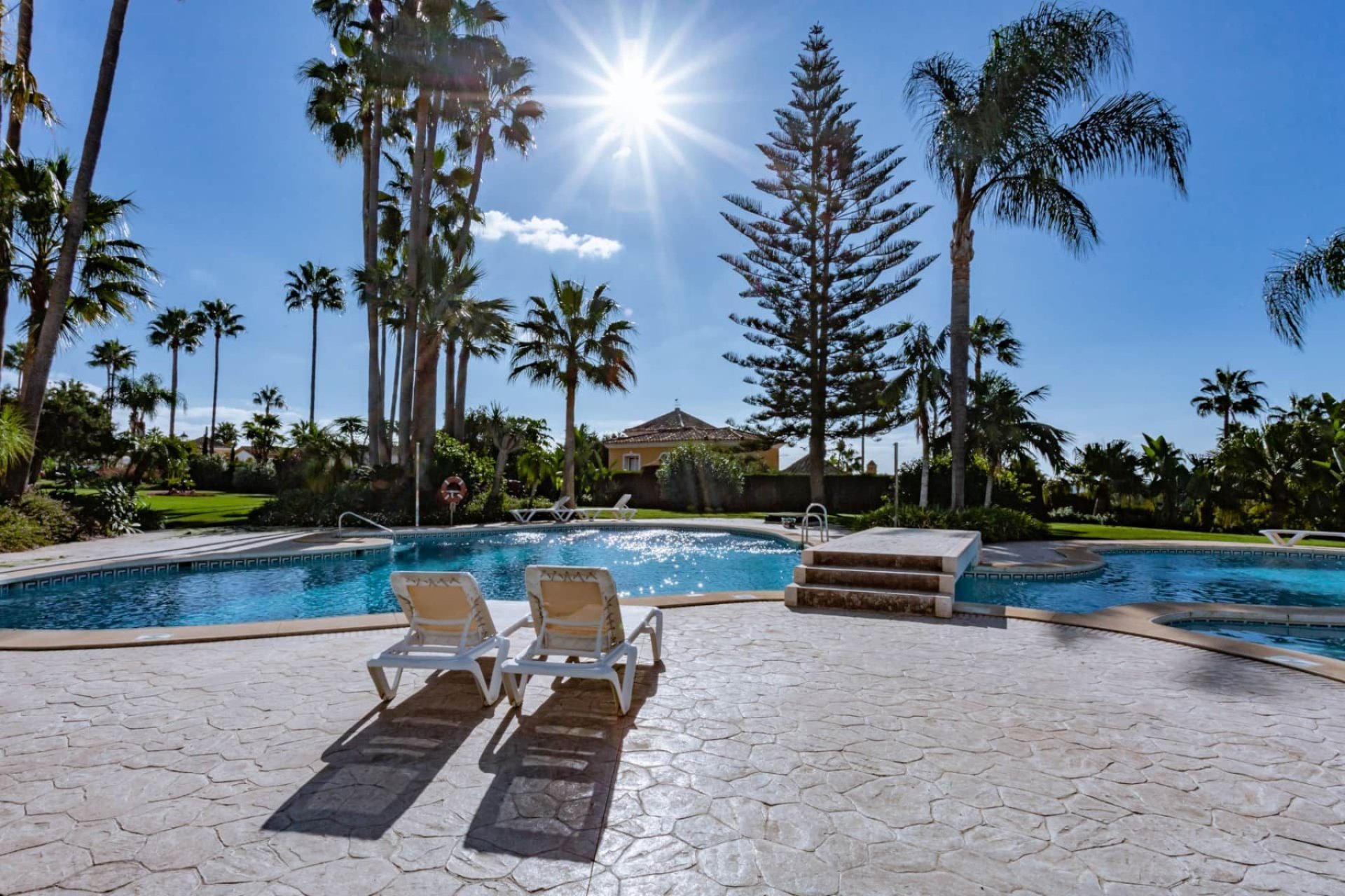 Herverkoop - Apartment -
Marbella - Los Monteros