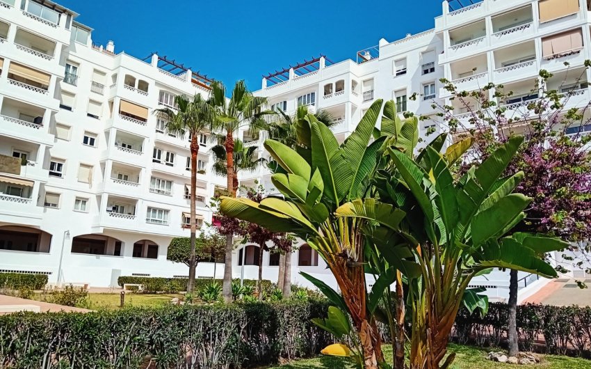 Herverkoop - Apartment -
Marbella - Nueva Andalucía