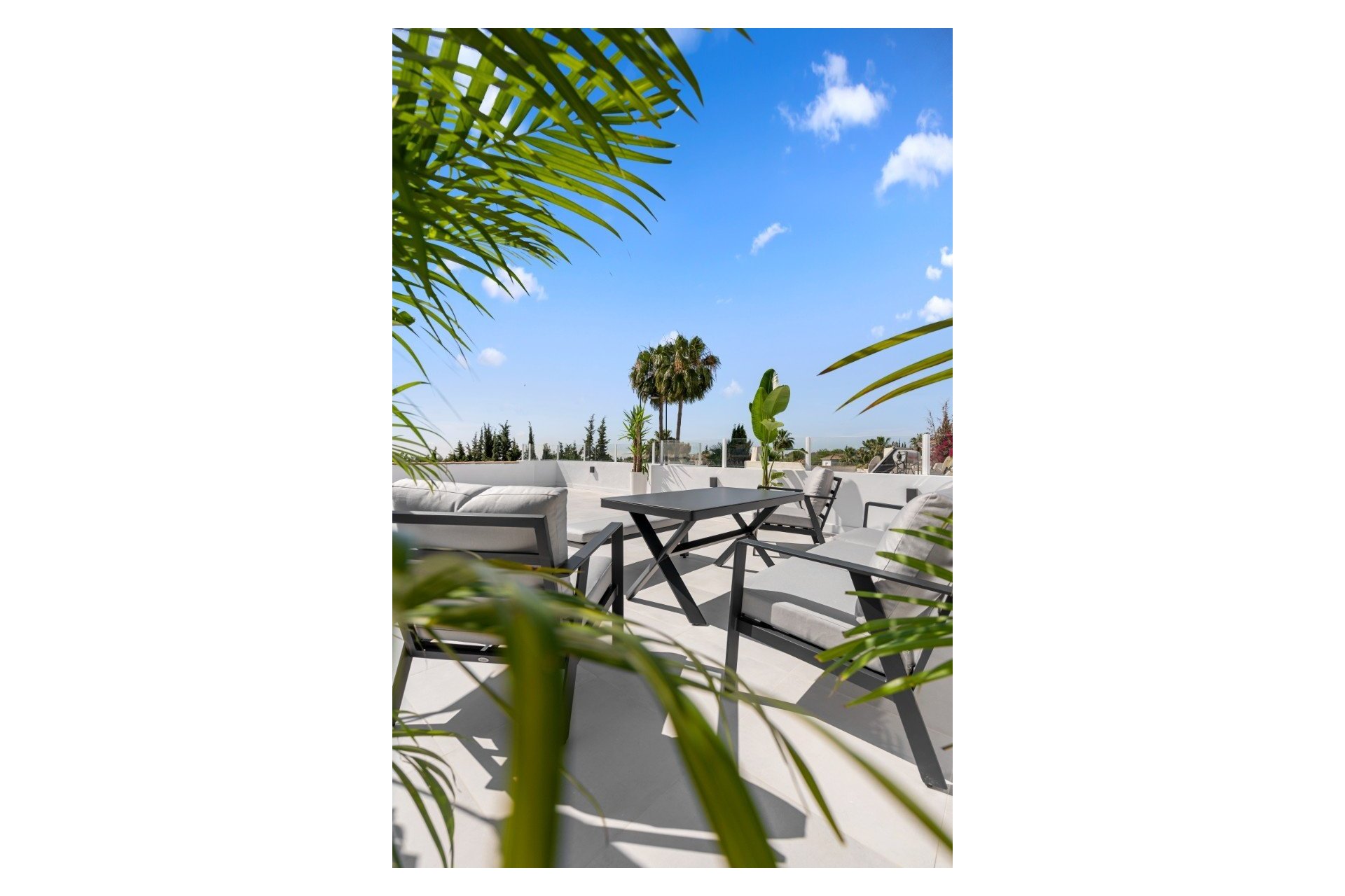 Herverkoop - Apartment -
Marbella - Nueva Andalucía