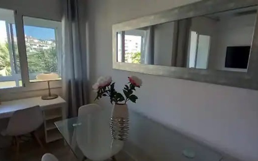 Herverkoop - Apartment -
Marbella - Nueva Andalucía