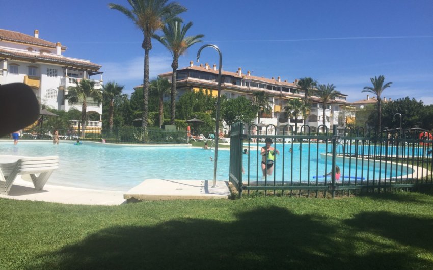 Herverkoop - Apartment -
Marbella - Nueva Andalucía