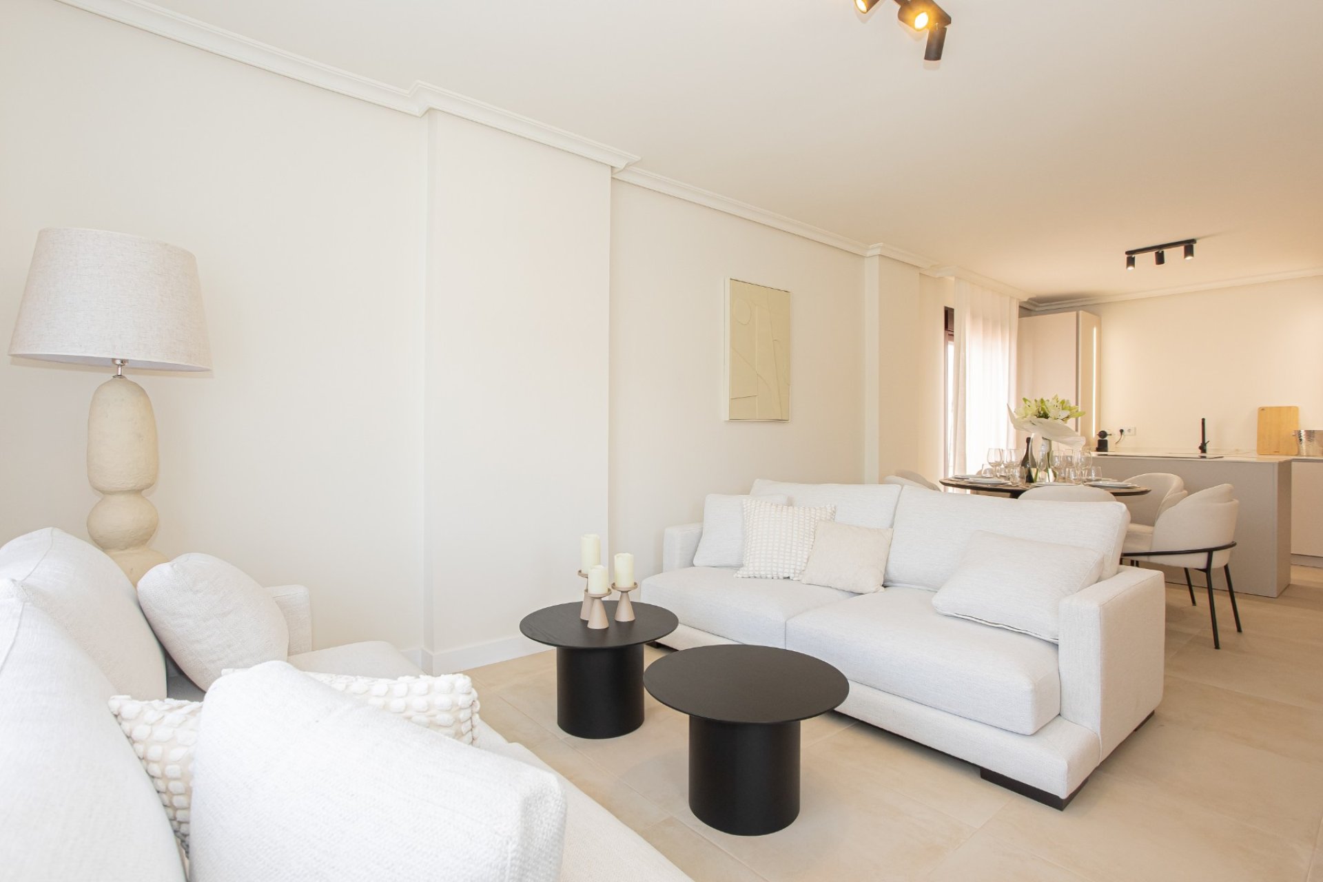 Herverkoop - Apartment -
Marbella - Nueva Andalucía