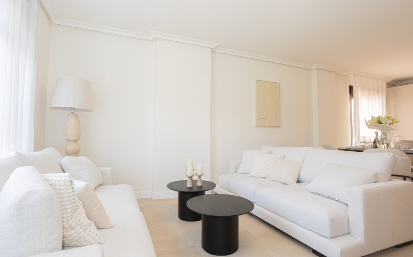 Herverkoop - Apartment -
Marbella - Nueva Andalucía