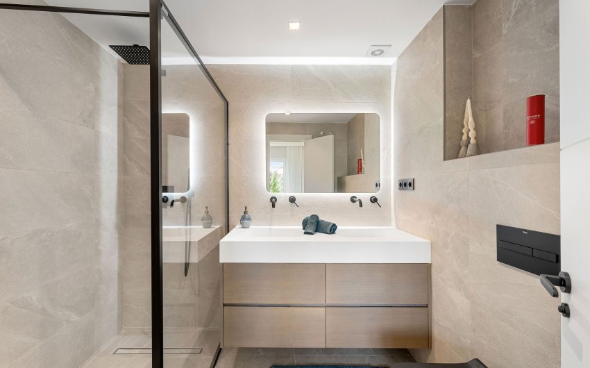 Herverkoop - Apartment -
Marbella - Nueva Andalucía