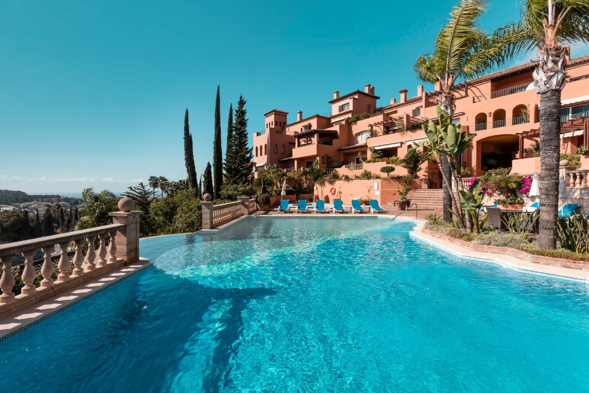 Herverkoop - Apartment -
Marbella - Nueva Andalucía