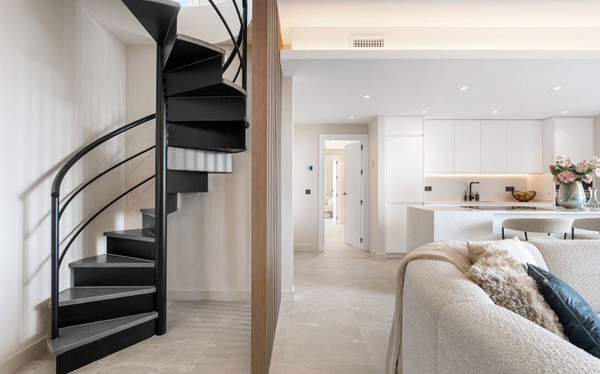 Herverkoop - Apartment -
Marbella - Nueva Andalucía