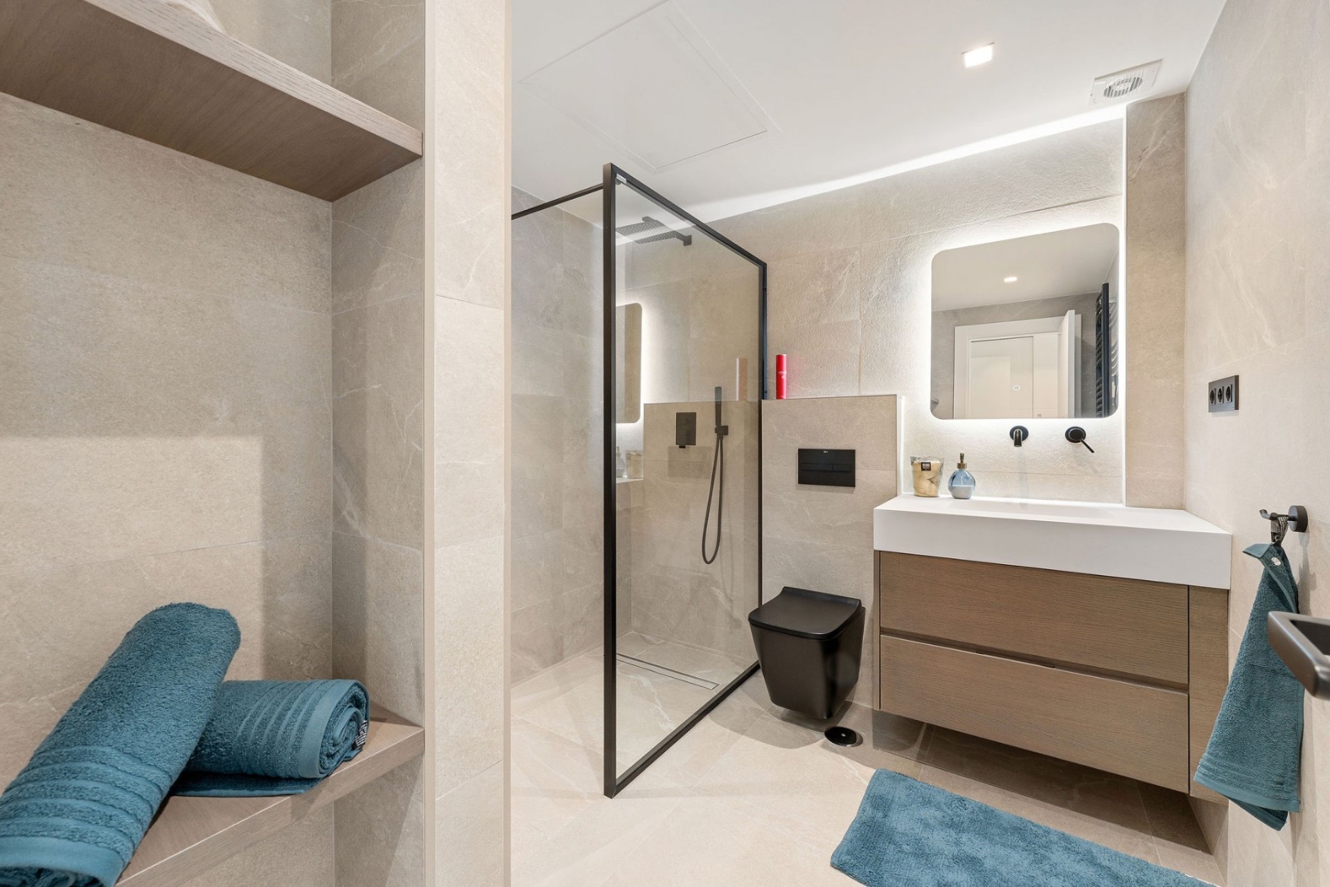 Herverkoop - Apartment -
Marbella - Nueva Andalucía