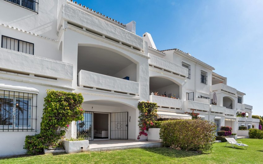 Herverkoop - Apartment -
Marbella - Nueva Andalucia