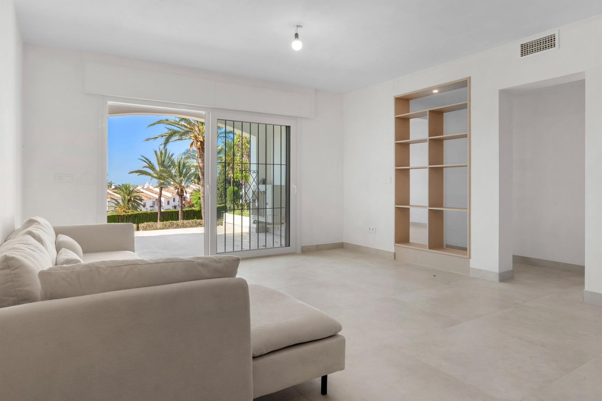 Herverkoop - Apartment -
Marbella - Nueva Andalucia