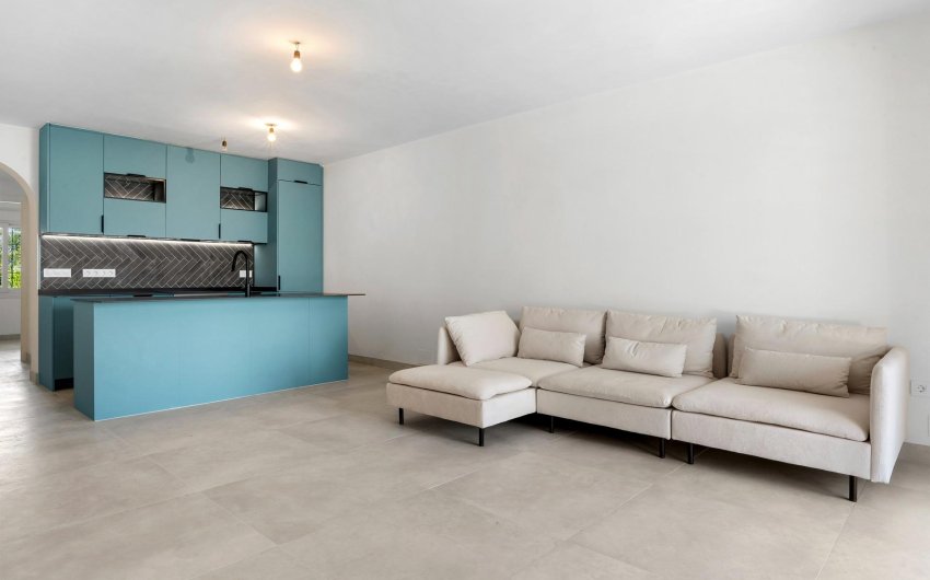 Herverkoop - Apartment -
Marbella - Nueva Andalucia