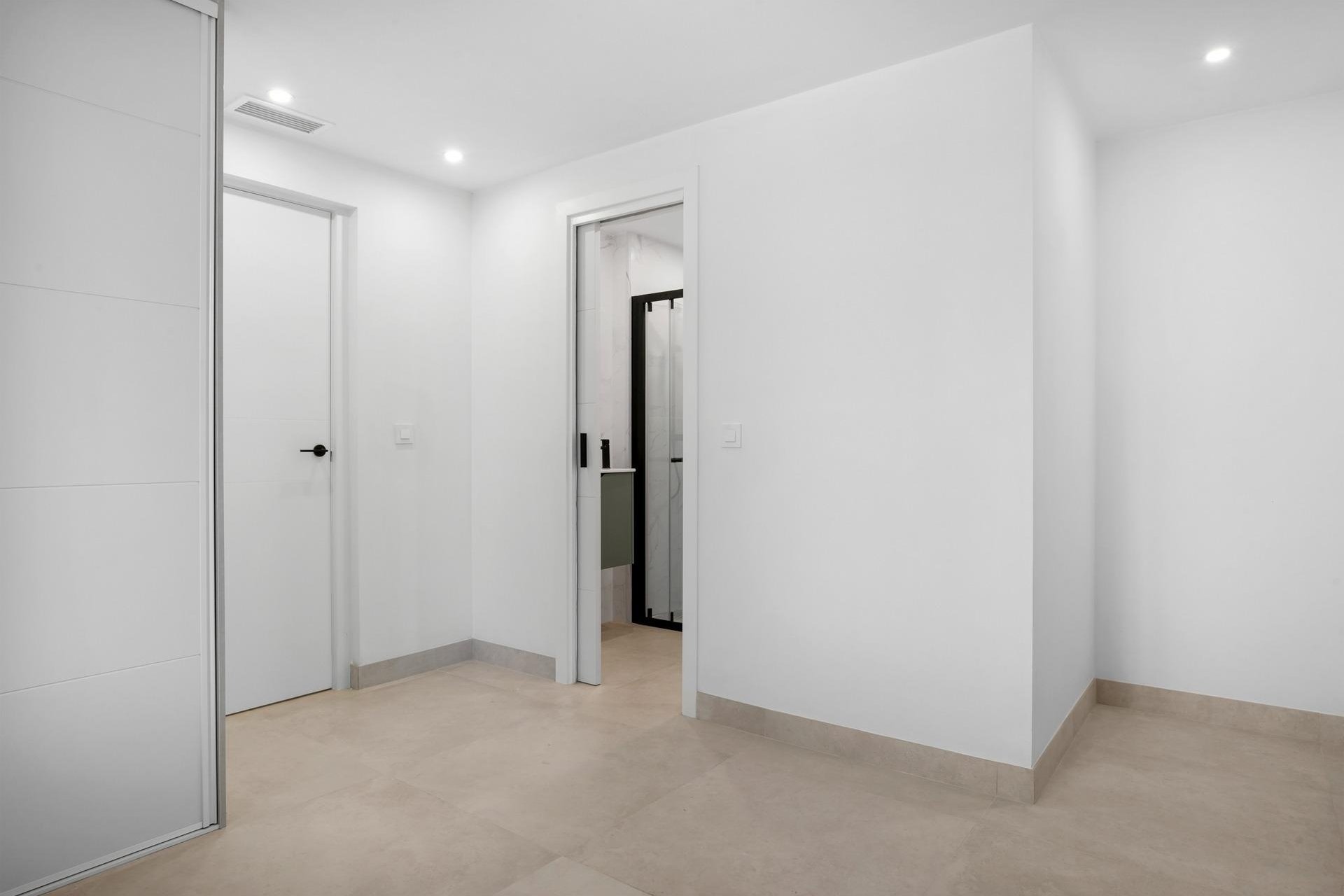 Herverkoop - Apartment -
Marbella - Nueva Andalucia