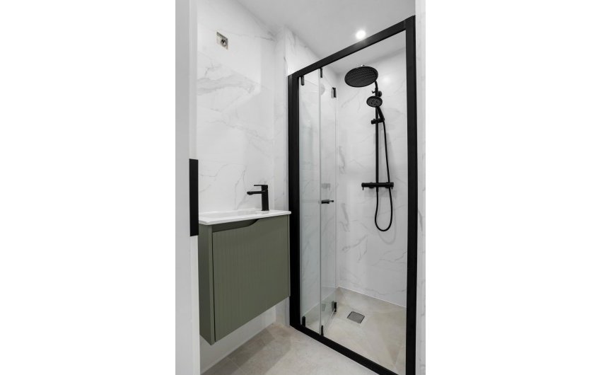 Herverkoop - Apartment -
Marbella - Nueva Andalucia