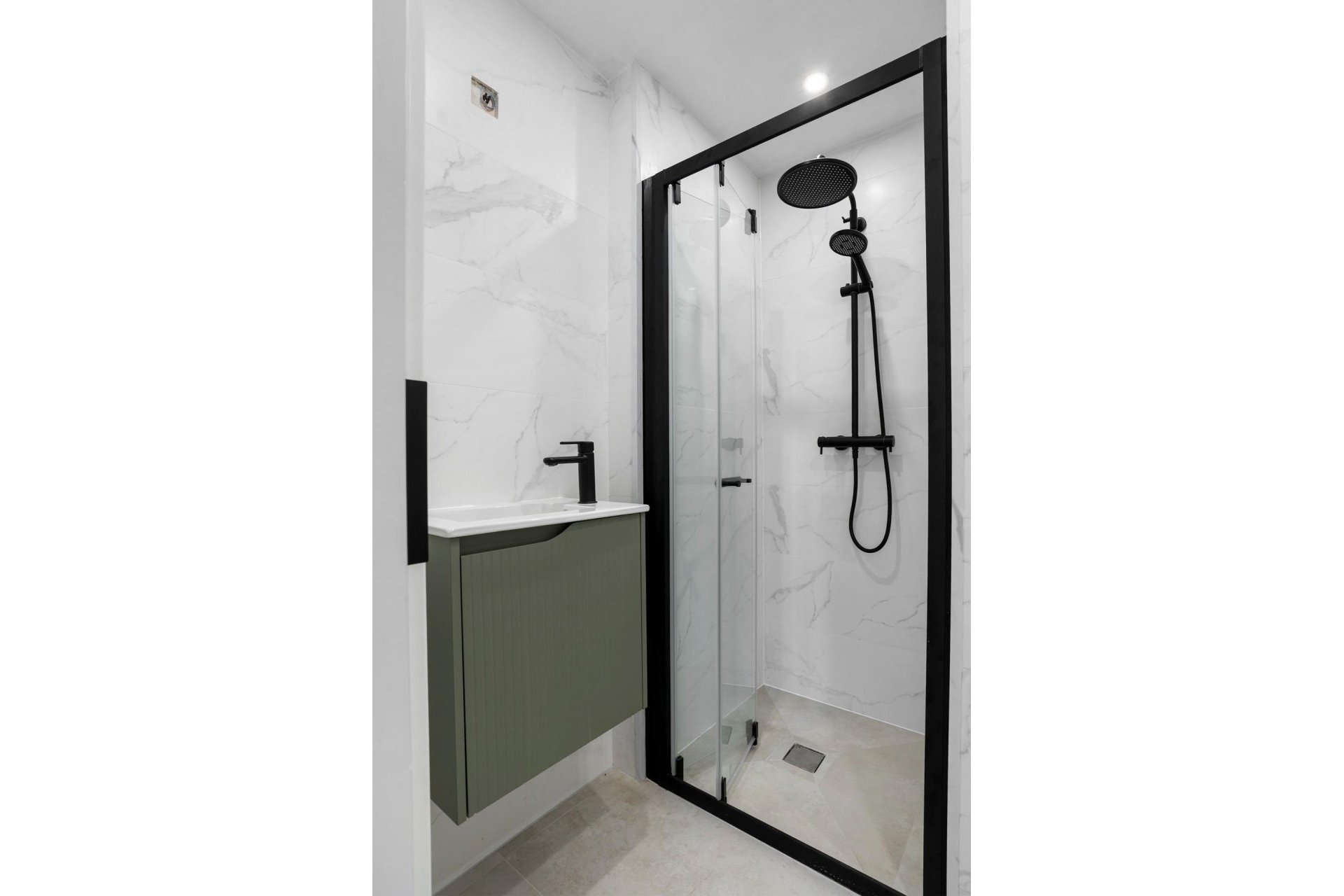Herverkoop - Apartment -
Marbella - Nueva Andalucia