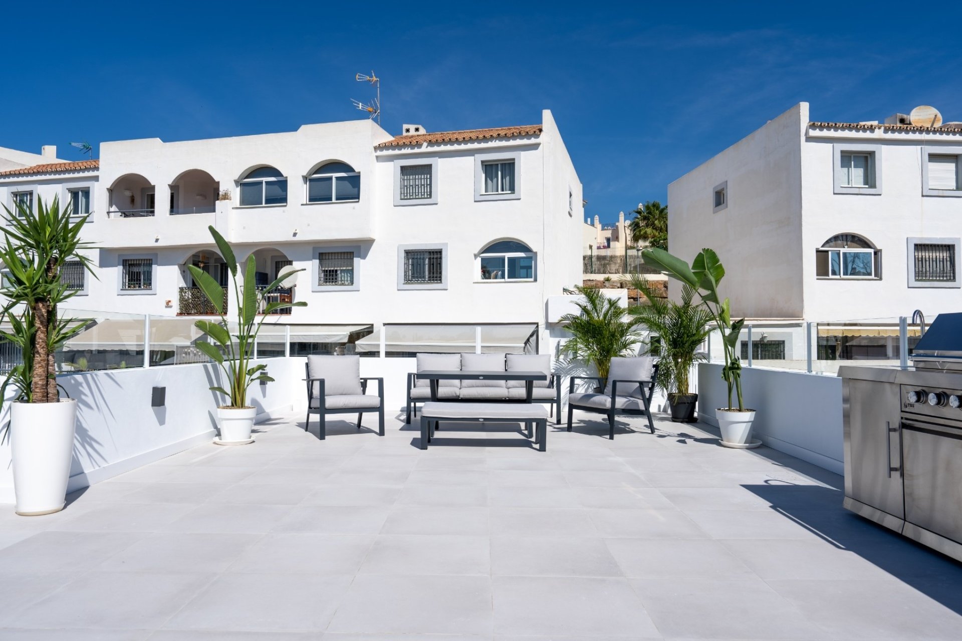 Herverkoop - Apartment -
Marbella - Nueva Andalucía