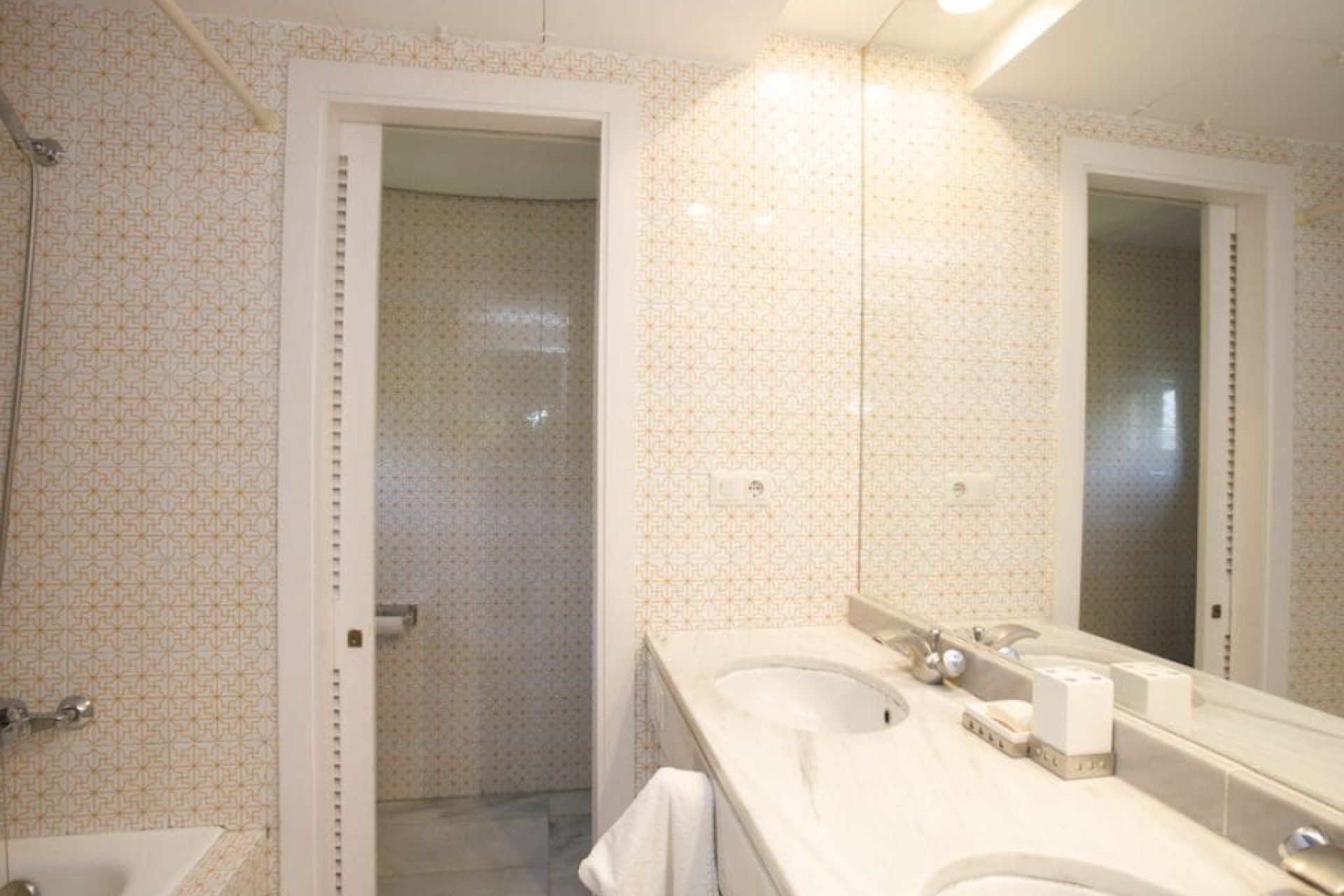 Herverkoop - Apartment -
Marbella - Puerto Banús