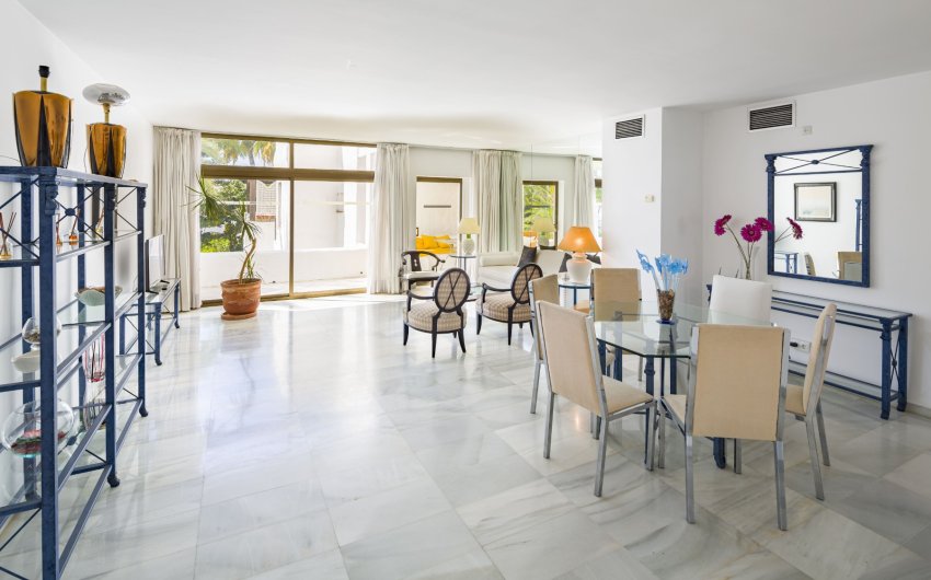 Herverkoop - Apartment -
Marbella - Puerto Banús