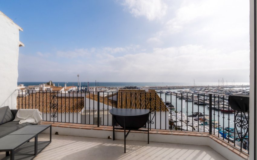 Herverkoop - Apartment -
Marbella - Puerto Banús