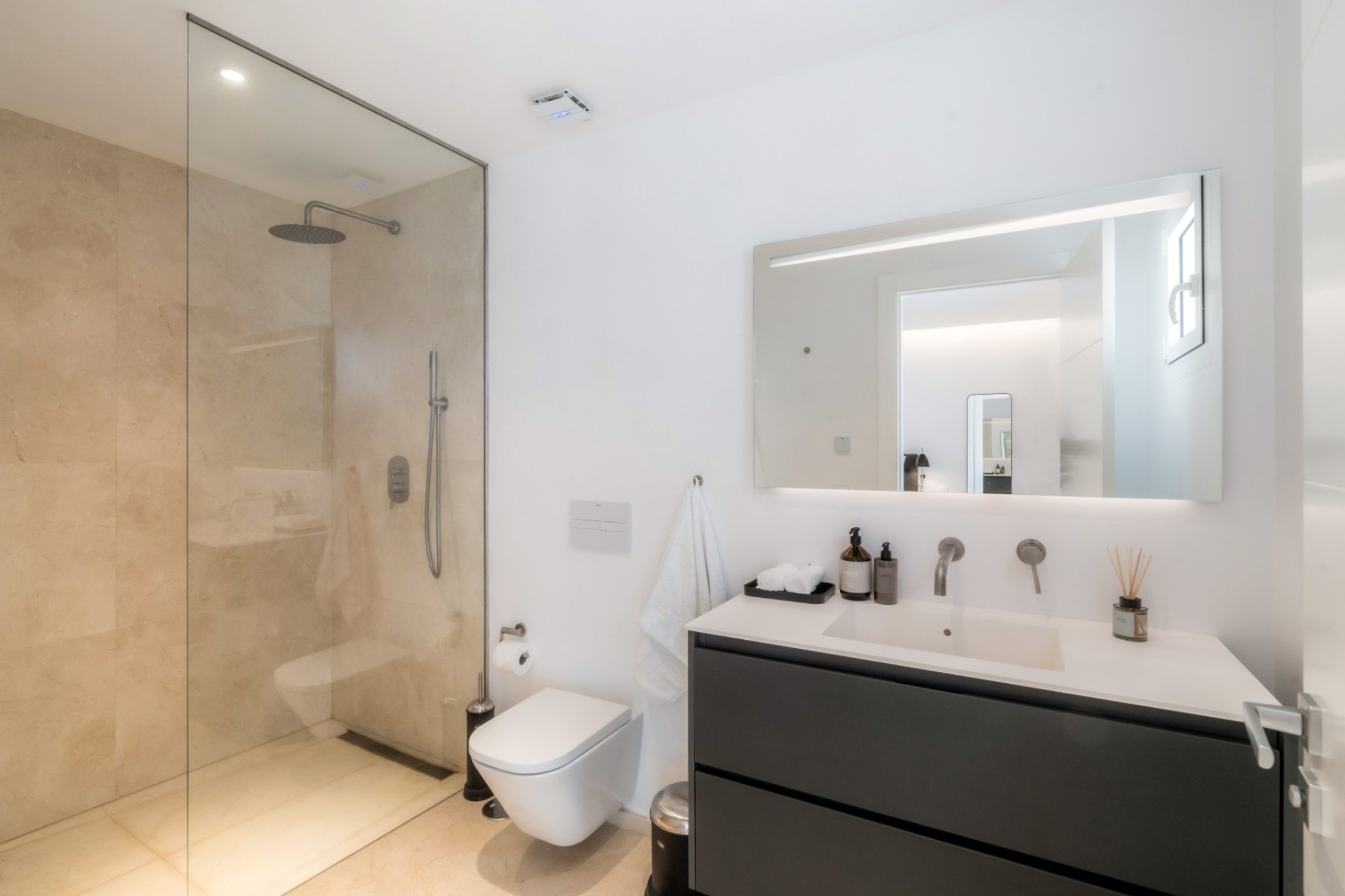 Herverkoop - Apartment -
Marbella - Puerto Banús