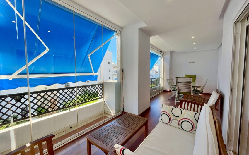 Herverkoop - Apartment -
Marbella - Puerto Banús