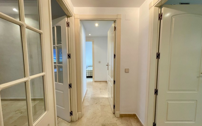 Herverkoop - Apartment -
Marbella - Puerto Banús