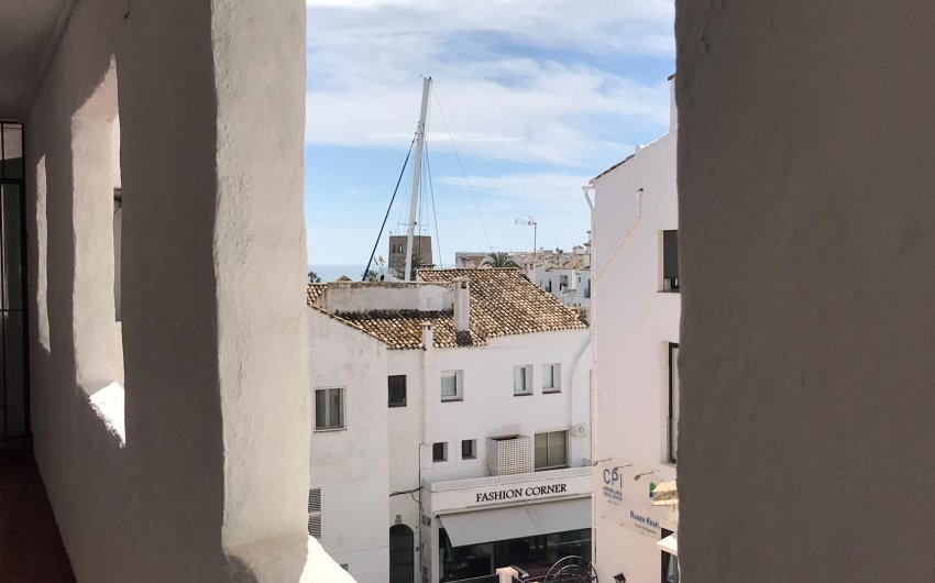 Herverkoop - Apartment -
Marbella - Puerto Banús