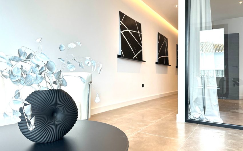 Herverkoop - Apartment -
Marbella - Puerto Banús