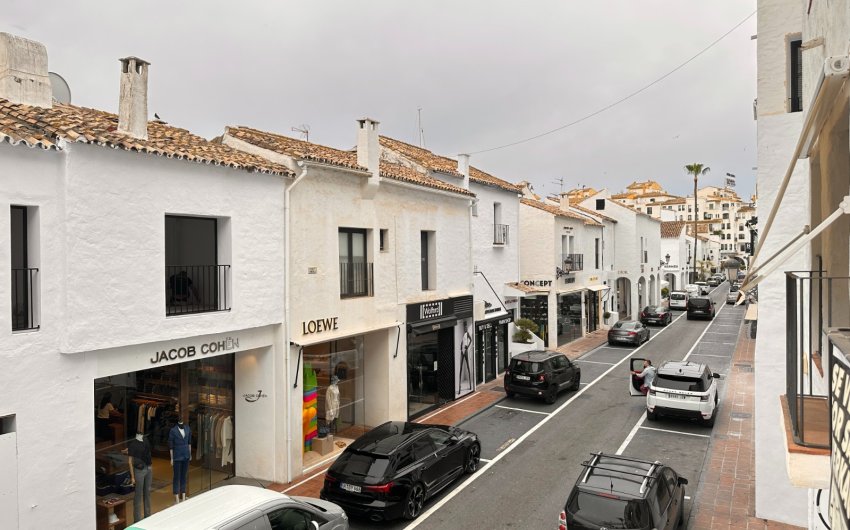 Herverkoop - Apartment -
Marbella - Puerto Banús