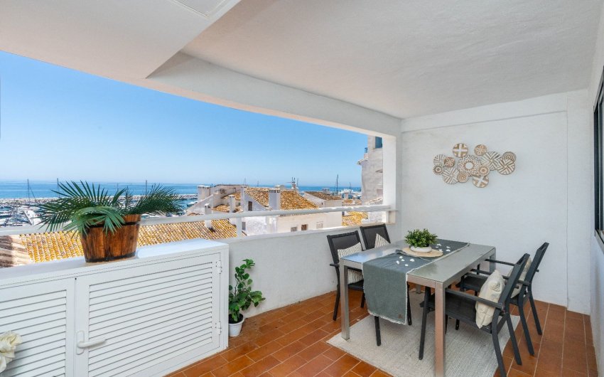 Herverkoop - Apartment -
Marbella - Puerto Banús