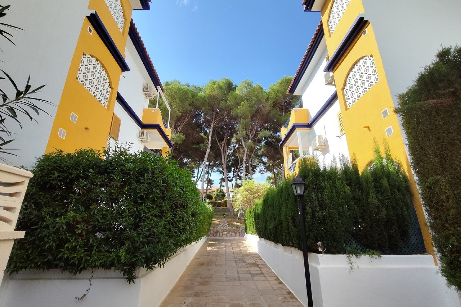 Herverkoop - Apartment -
Mil Palmeras - Costa Blanca