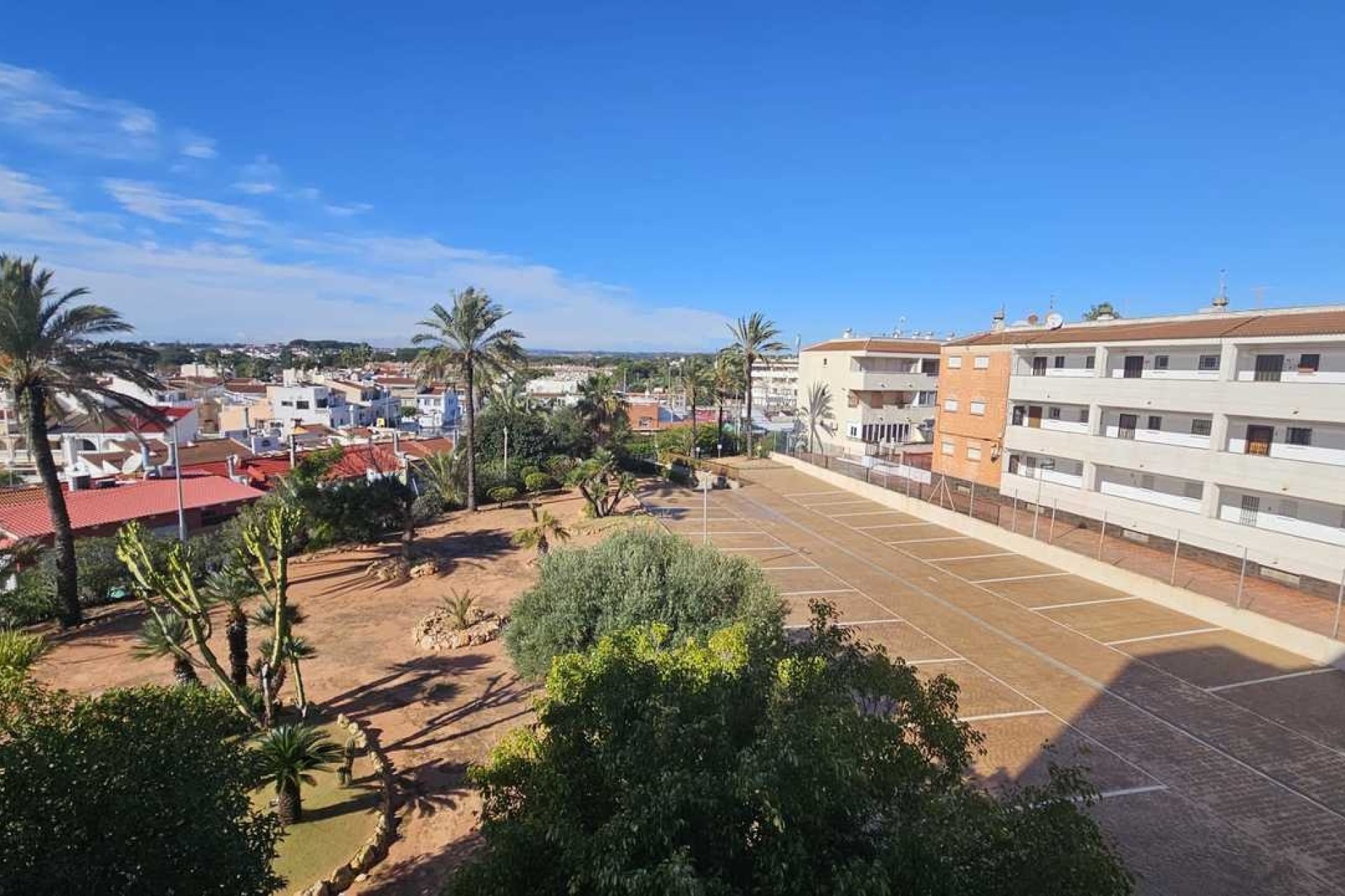 Herverkoop - Apartment -
Mil Palmeras - Costa Blanca