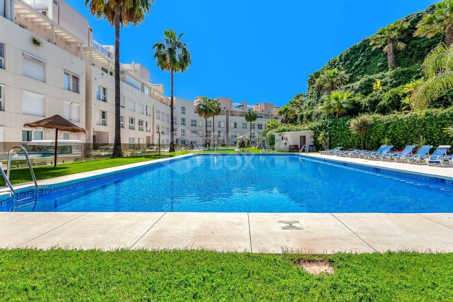 Herverkoop - Apartment -
Nueva Andalucía - Costa del Sol