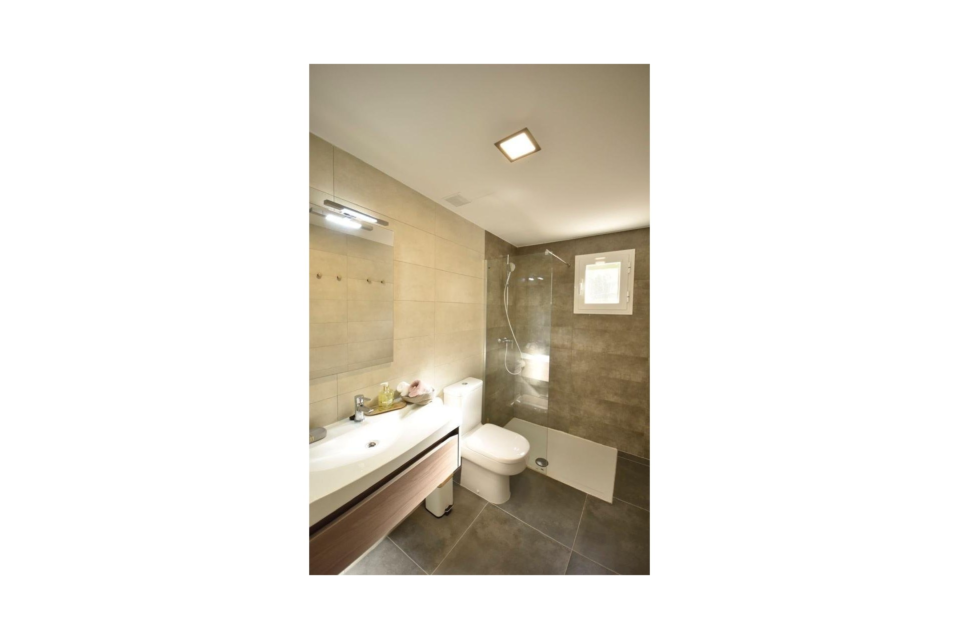 Herverkoop - Apartment -
Orihuela Costa - Campoamor