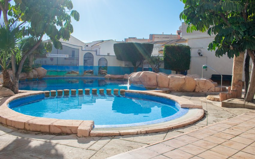 Herverkoop - Apartment -
Orihuela Costa - Campoamor