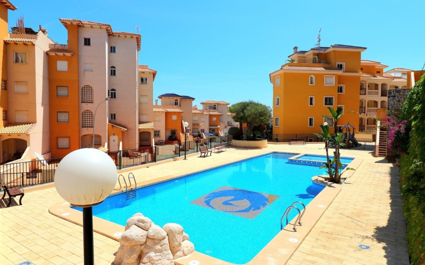 Herverkoop - Apartment -
Orihuela Costa - Campoamor