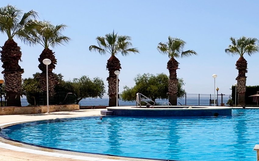 Herverkoop - Apartment -
Orihuela Costa - Costa Blanca