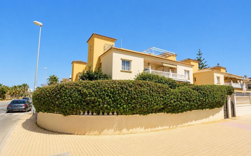 Herverkoop - Apartment -
Orihuela Costa - Costa Blanca