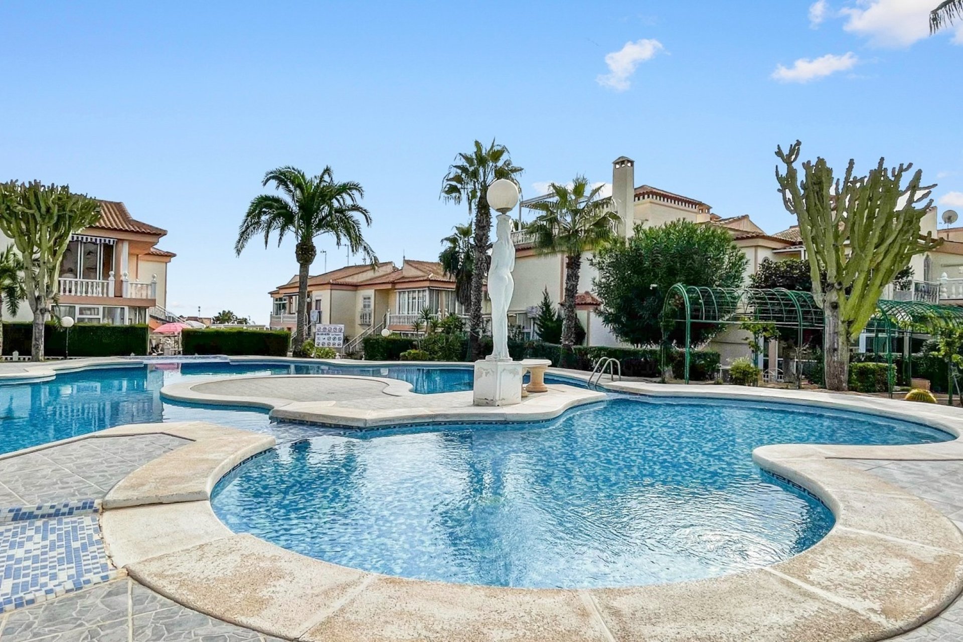 Herverkoop - Apartment -
Orihuela Costa - Costa Blanca