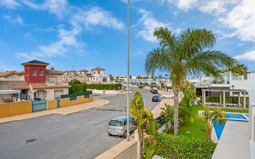 Herverkoop - Apartment -
Orihuela Costa - Costa Blanca