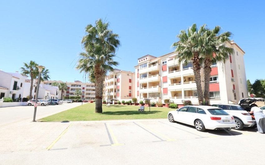 Herverkoop - Apartment -
Orihuela Costa - Costa Blanca