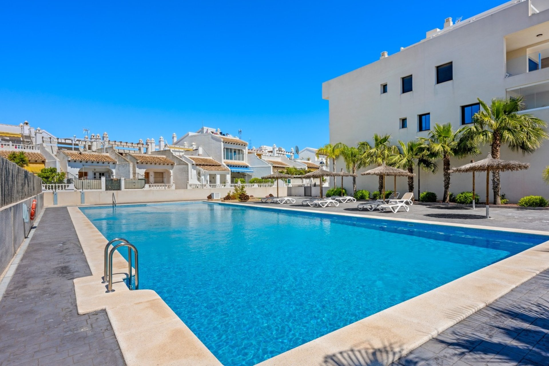 Herverkoop - Apartment -
Orihuela Costa - Costa Blanca