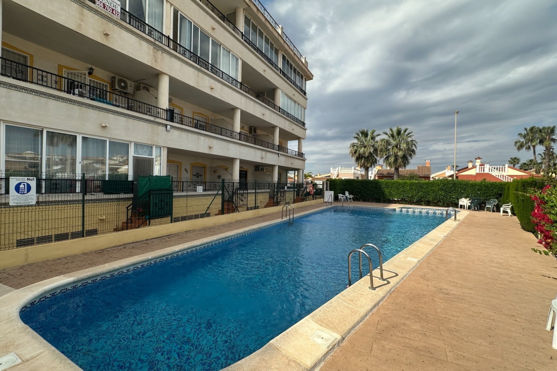 Herverkoop - Apartment -
Orihuela Costa - Costa Blanca