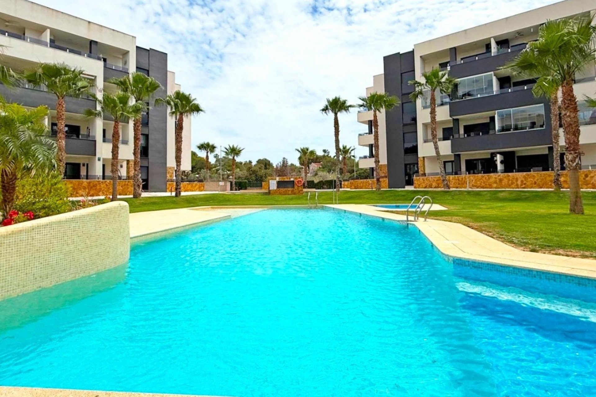 Herverkoop - Apartment -
Orihuela Costa - Costa Blanca