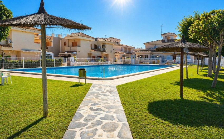 Herverkoop - Apartment -
Orihuela Costa - Costa Blanca