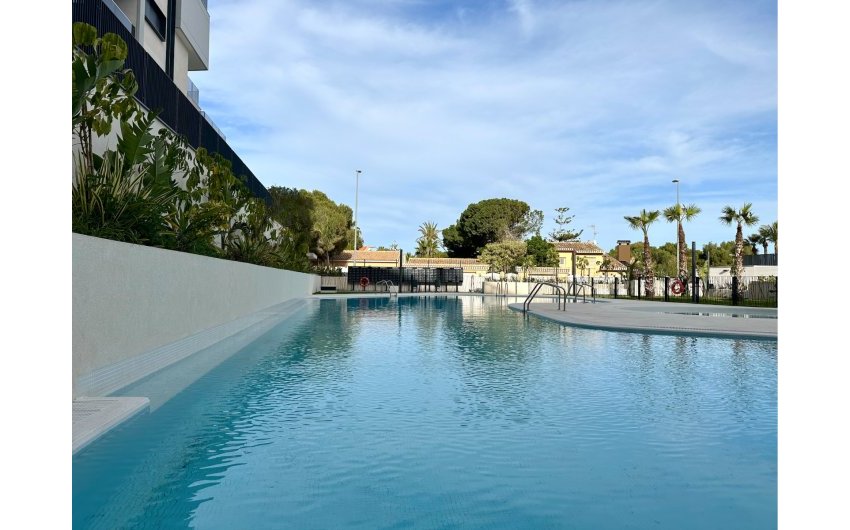 Herverkoop - Apartment -
Orihuela Costa - Dehesa de campoamor